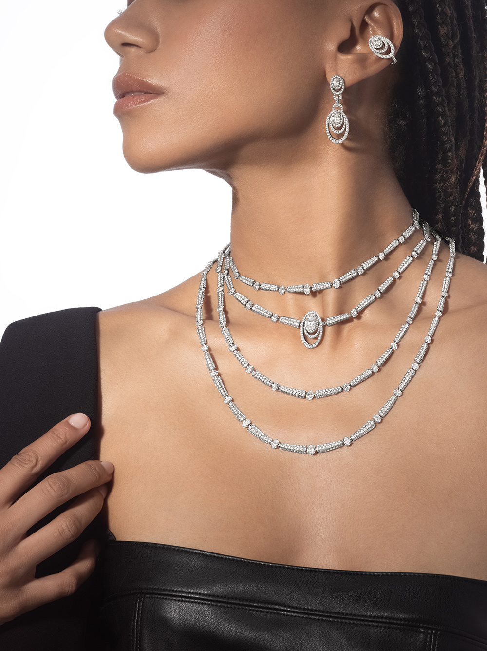 messika-midnight-sun-2025-dancing-moon-mosaique-4