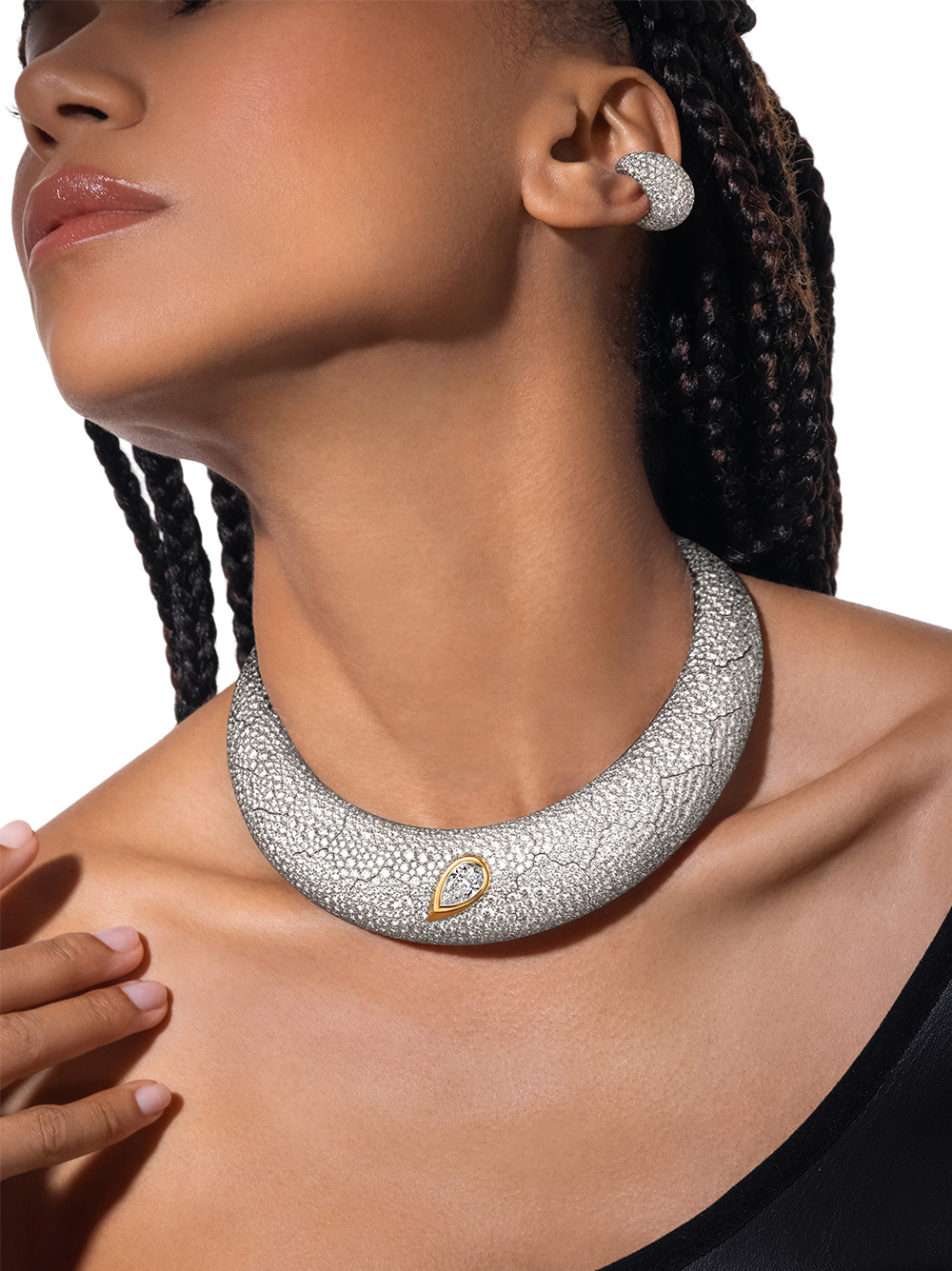 messika-midnight-sun-opus-2-2025-white-mignight-sun-mosaique-2