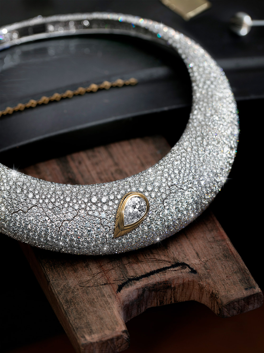 messika-midnight-sun-opus-2-white-mignight-sun-mosaique-3-bis