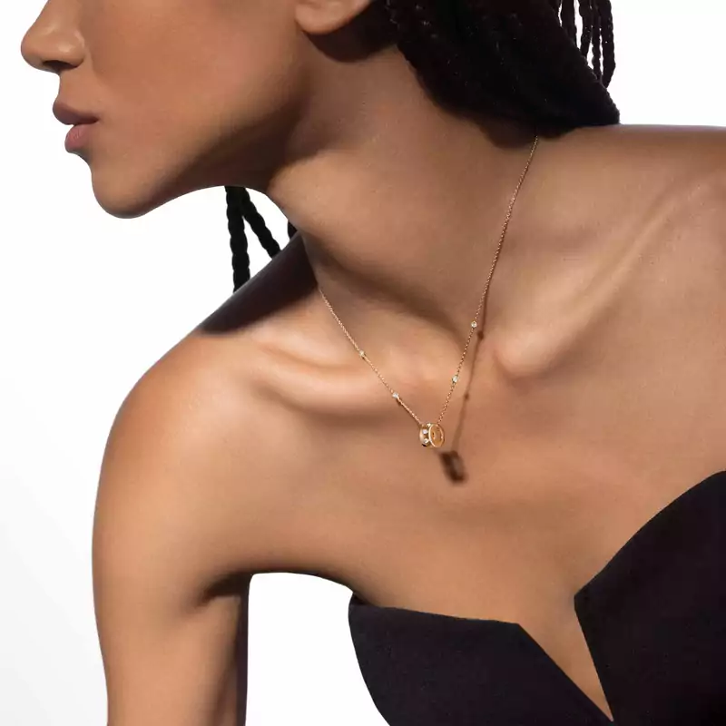 Pendentif sur Chaîne Move Romane